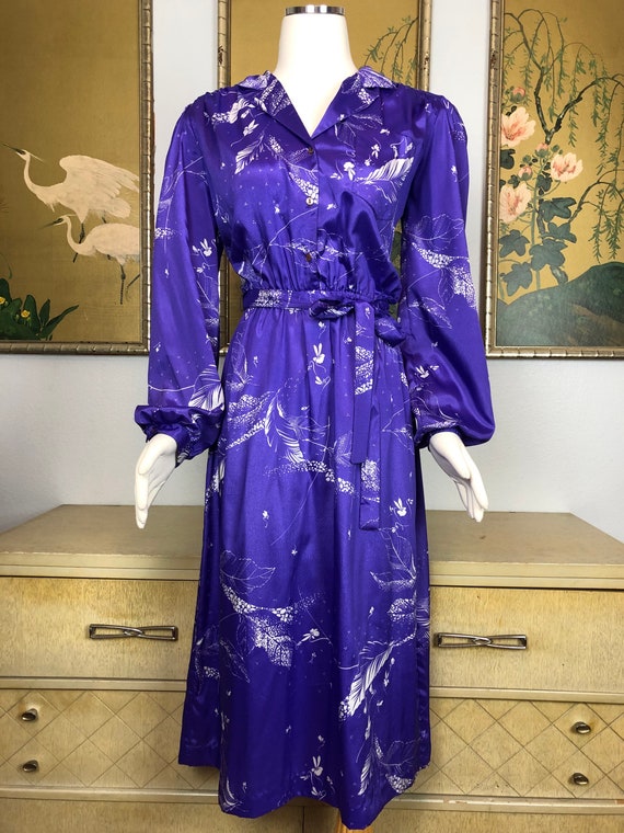 1970s Vintage Purple Floral Shirtwaist Dress By M… - image 2