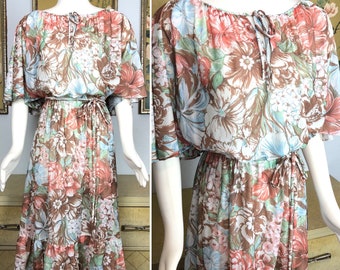 1970s Vintage Floral Print Dress -- Beautiful Flutter Sleeves, Original Tie Belt Included!