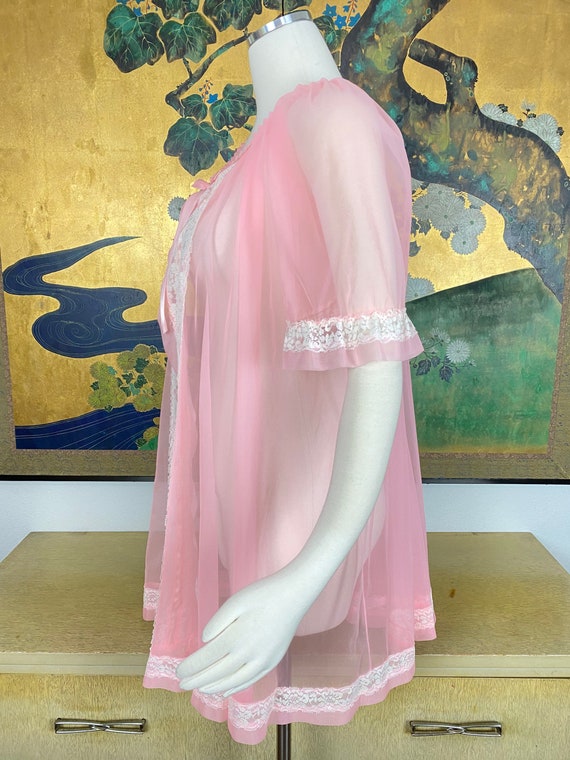 1960s Vintage Sheer Pink Nylon Robe/Cover up by T… - image 6