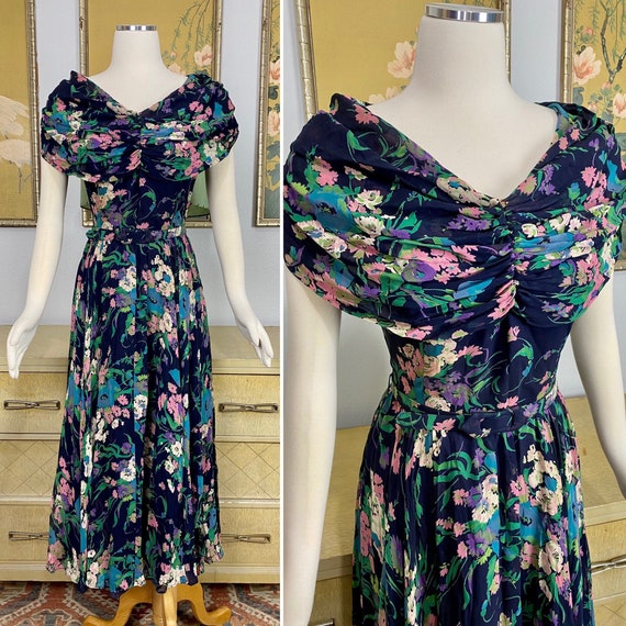 1940s Vintage Navy Blue Floral Print Dress with Or
