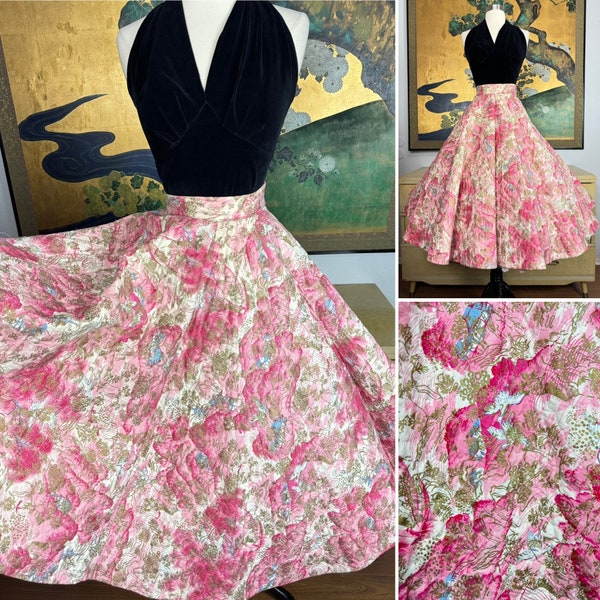 Vintage 1950s Novelty Asian Print Skirt -- Thick Quilted Cotton in Vibrant Shades of Pink!