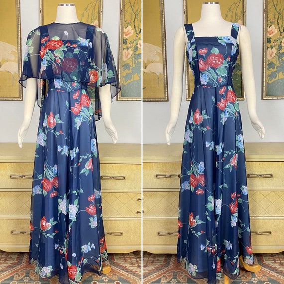 1970s Vintage Floral Print Floor Length Maxi Dres… - image 2