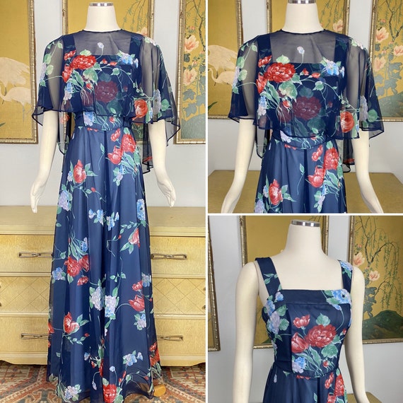 1970s Vintage Floral Print Floor Length Maxi Dres… - image 1