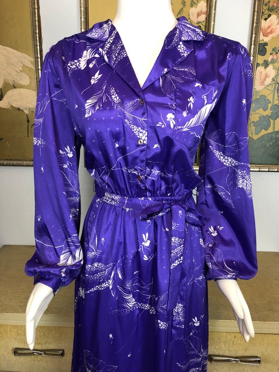 1970s Vintage Purple Floral Shirtwaist Dress By M… - image 3