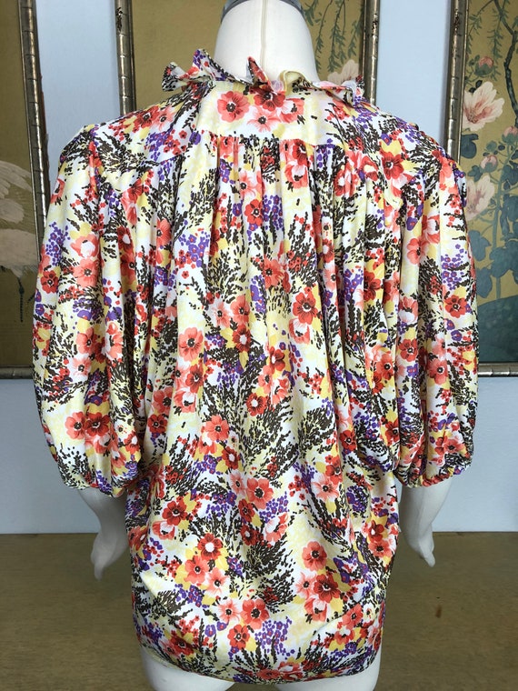1970s Vintage Floral Print Blouse -- Colorful Pri… - image 4