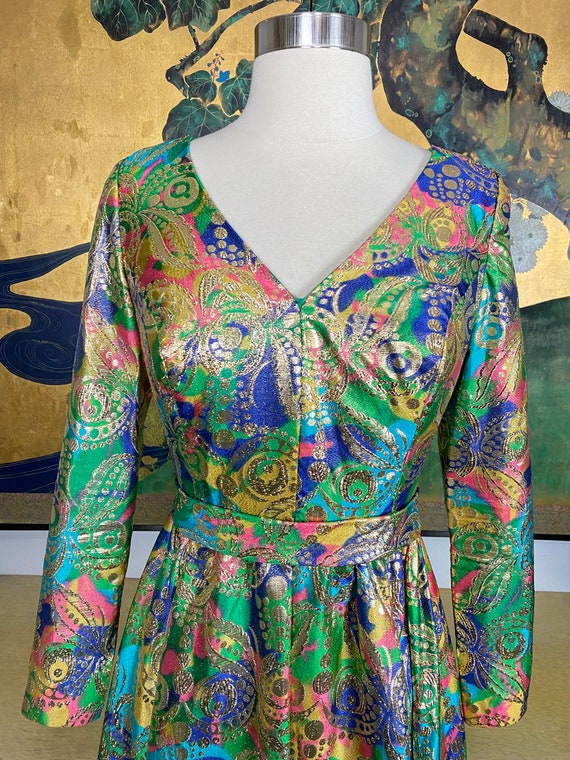 1960s Vintage Floor Length Brocade Evening Gown -… - image 4