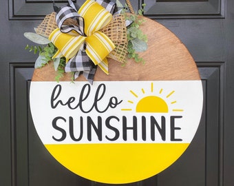 Hello Sunshine Door Hanger: Summer Wood Wreath