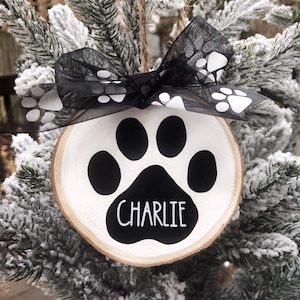 Personalized Dog Paw Ornament, Custom Pet Name Christmas Ornament, Wood Slice Paw Print Decor, Dog Lover Gift, Pet Memorial Ornament