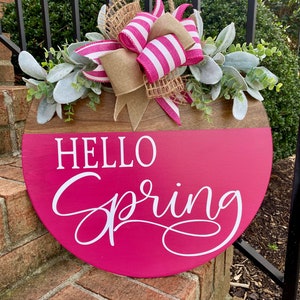 Accroche-porte Hello Spring : couronne de ressorts en bois peint