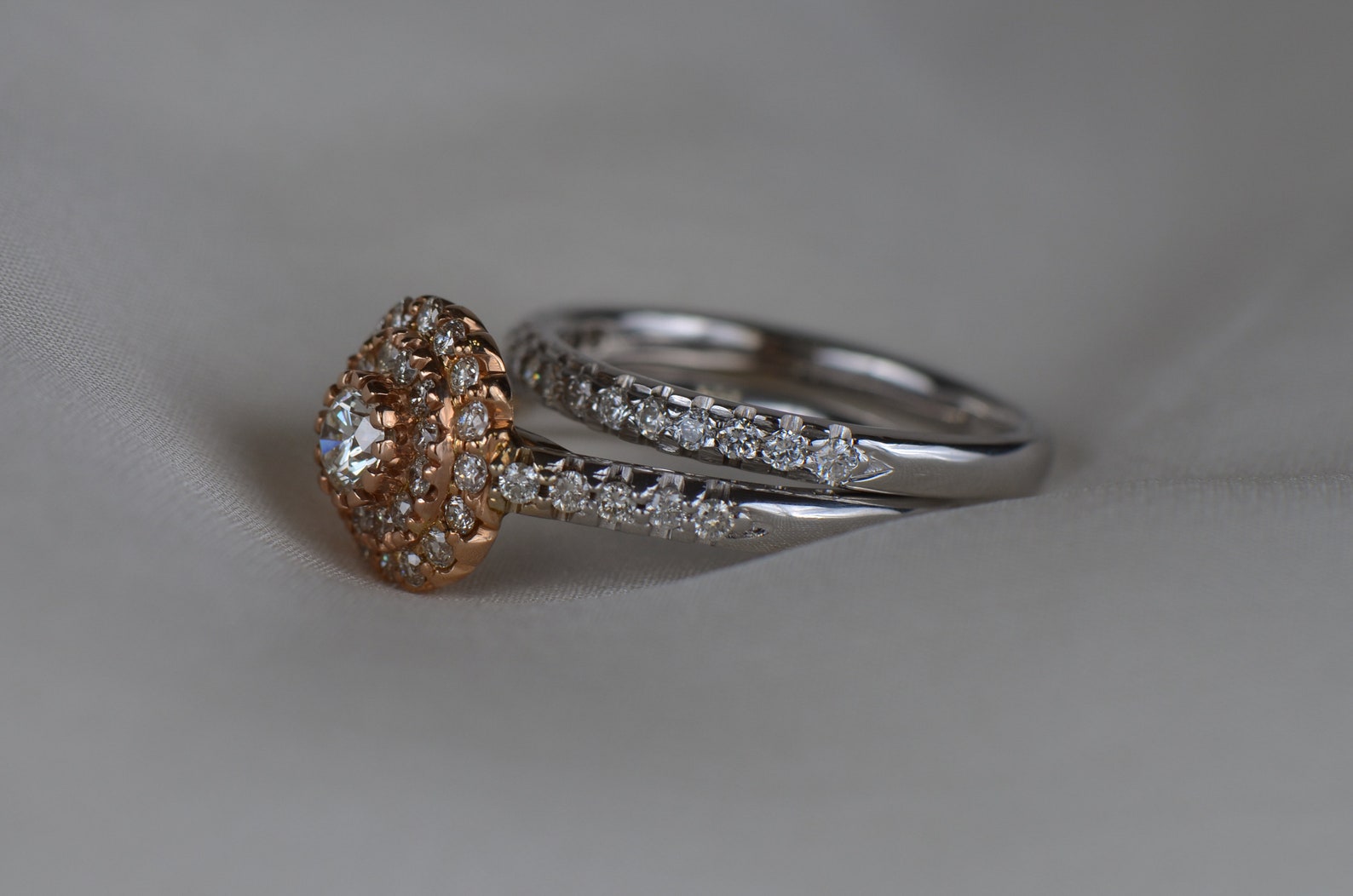Cluster Setting Diamond Engagement Ring and Wedding Band Set Etsy
