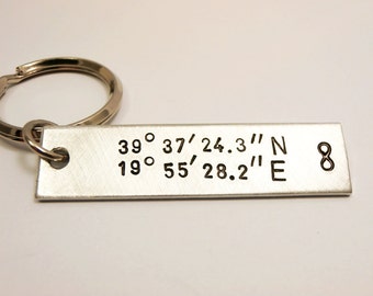 Keychain Personalised Aluminum, Handstamped with custom Coordinates, Initials, Message, Quote, Names, Men Woman Family Friend Groomsmen Gift