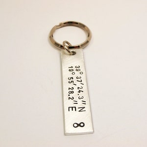 Keychain Personalised Aluminum, Handstamped with custom Coordinates, Initials, Message, Quote, Names, Men Woman Family Friend Groomsmen Gift image 3