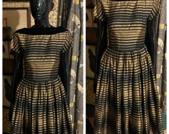 Vintage 1950's Suzy Perette 50's Gold Black A-Line Velvet Bombshell Swing Viva Womens Dress - Small