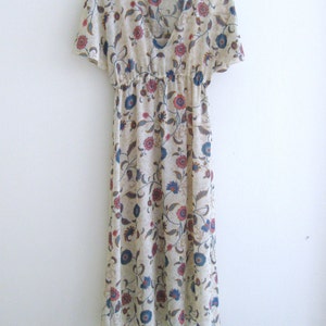 Women summer dress Floral midi dress / Flower print chiffon spring boho hippie dress.V neck dressSundress. Summer maxi dress - Little Wing -