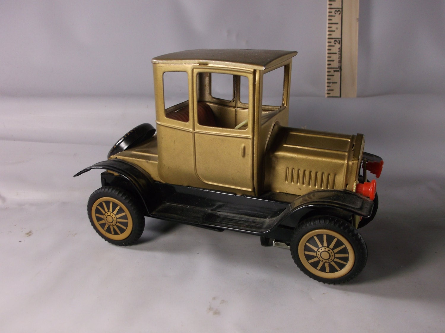 Battery Operated Car Vintage 1960's Model T Toy car | Etsy