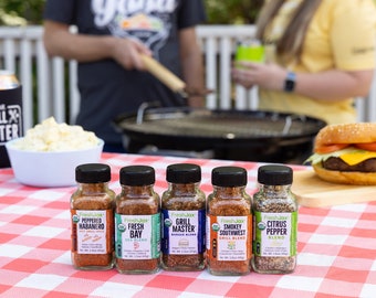 Organic Grill Master Gift Set | 5 Sampler Sized Glass Bottles of Seasoning | Handcrafted in Jacksonville, FL