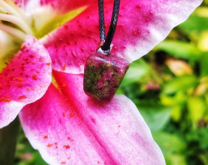 New Handmade Good Energy Jasper Pendant Necklace Green Purple Natural Raw Precious Stones Festival Wear Gift