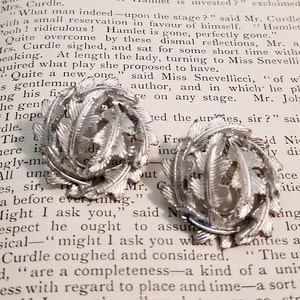Vintage Silver Leaf Swirl RSK Clip On Earrings
