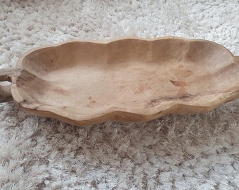 Rustic hand-carved wooden dough bowl – perfect farmhouse centerpiece or boho décor accent. Natural wood, vintage charm, one-of-a-kind piece