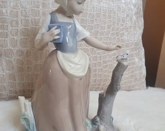 Nao by Lladro 00181 'girl With Butterfly' Vintage 1992. Excellent