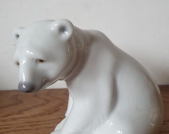 Lladro Polar Bear | White Porcelain Fine Art Sculpture | Collectors Niche | Lladro Retired | Fine China Figurine | Gifts For Her, Moms Gift