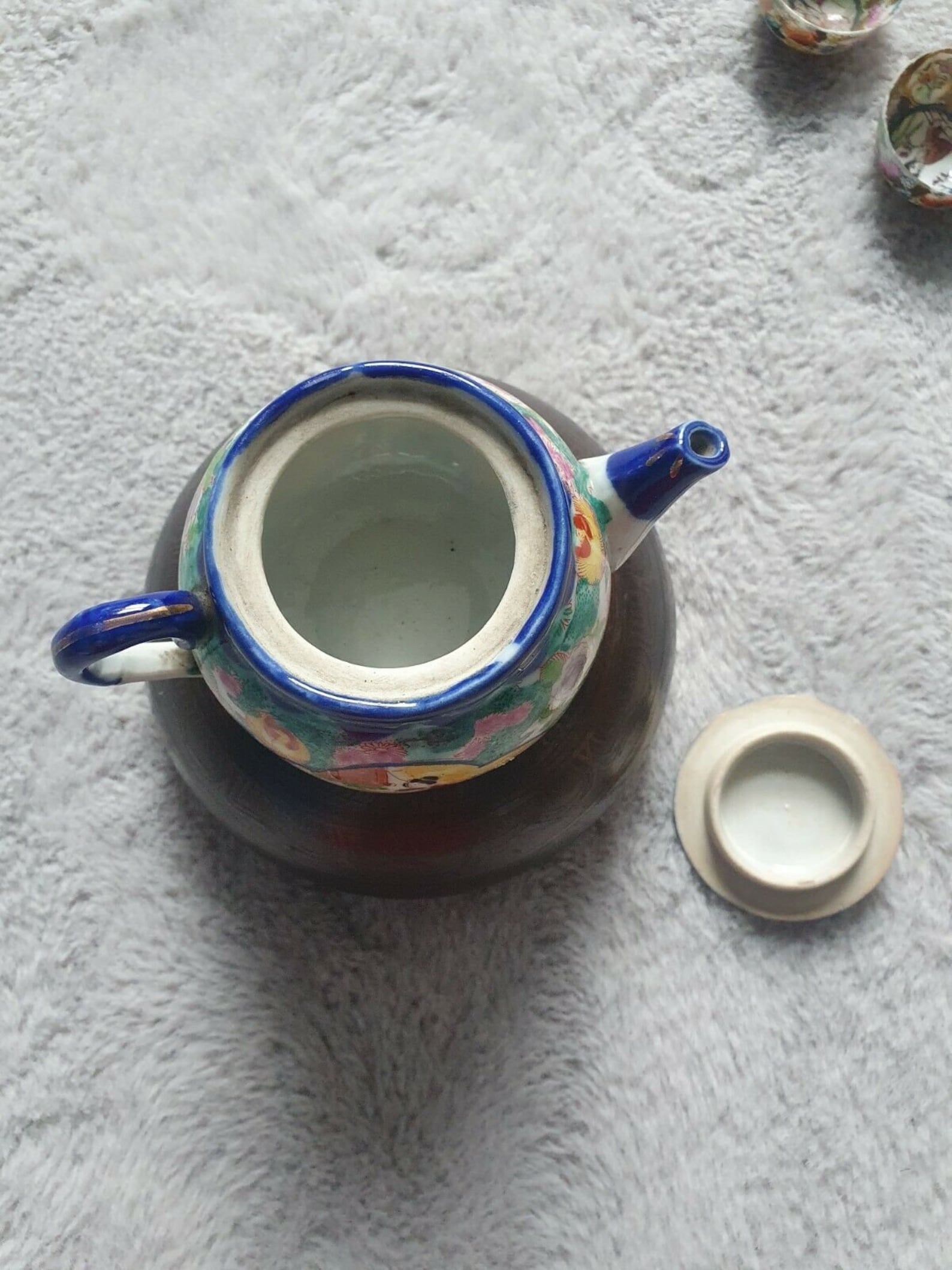 Antique Imari Teapot and Cups in Excellent Condition, Collector's Item Japanese Make, Tea Set