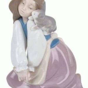 NAO by Lladro Bunny&#39;s Best Friend, Charming Handcrafted Gifts, Collectible Spanish Art Sculpture Mantlepiece Art Object Birthday Gift Ideas