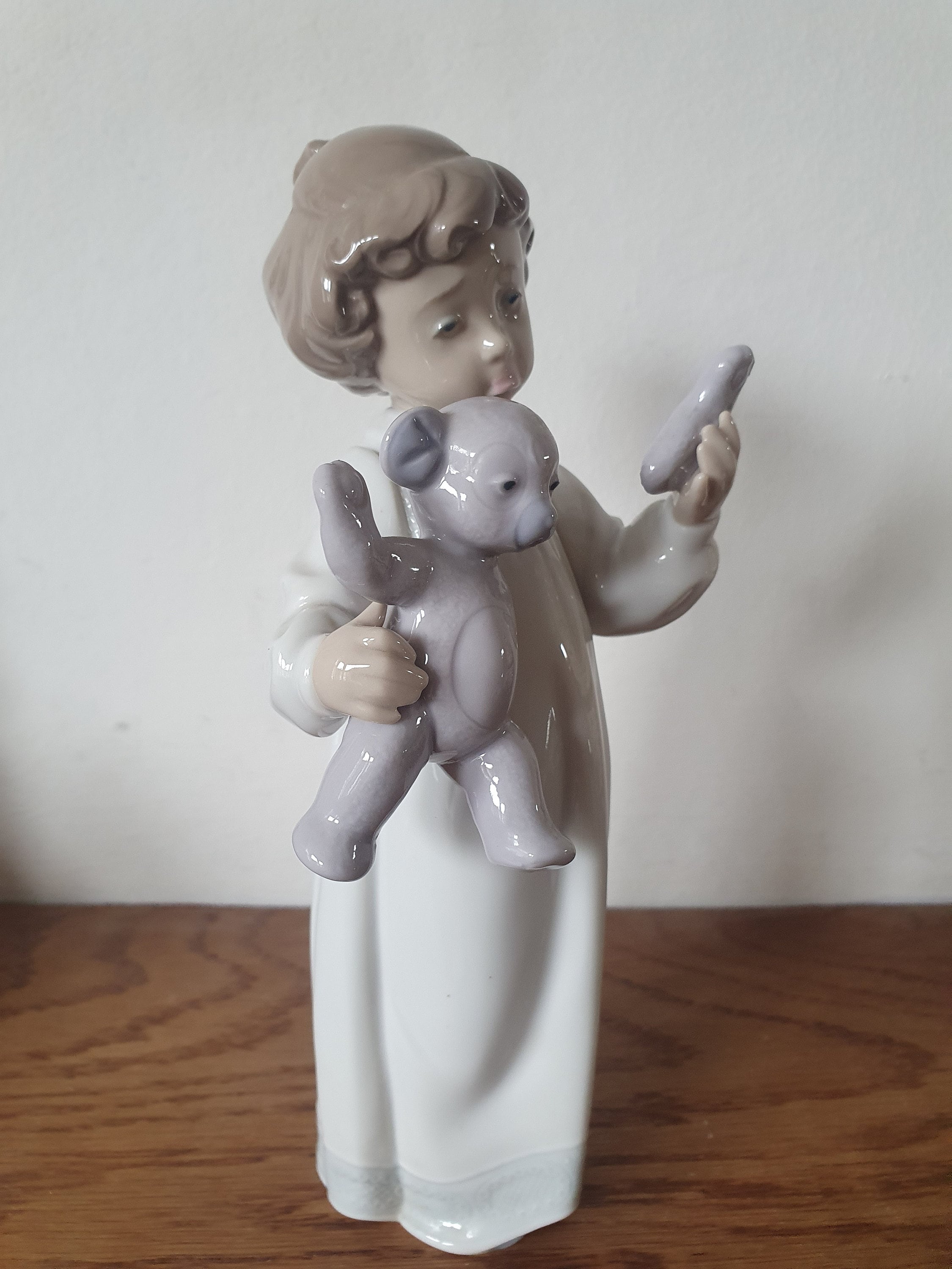 Nao Porcelain by Lladro Poor Teddy! Figurine Vintage Statue