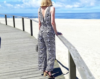 MARLENE | Handmade Womens Riviera Style Wide Leg Jumpsuit. Vintage Inspired Tie Up 1930s Beach Pyjamas in Black/White Graphic Stripe Print