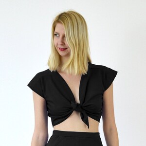 AVA Crop Top et Culottes. Ensemble de coords. Ensemble top et short. Style rétro. Élégant. Vêtements dété. Style de vacances. Ensemble de deux pièces image 3