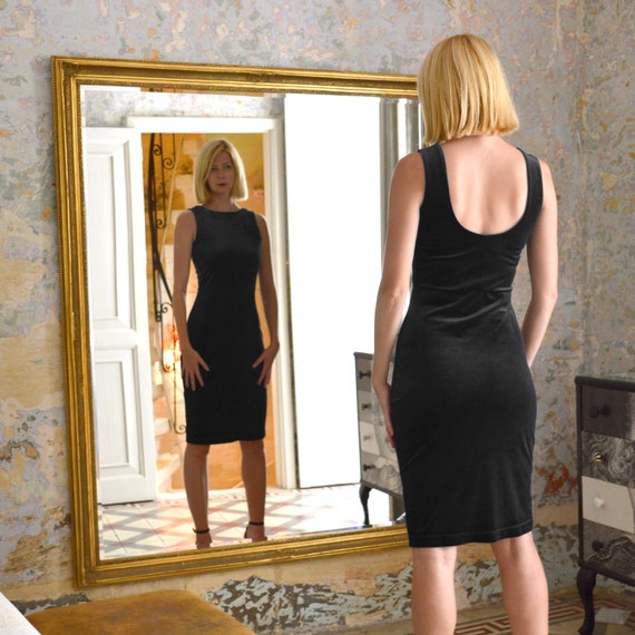 MARILYN Scoop Neck Velvet Dress Black 