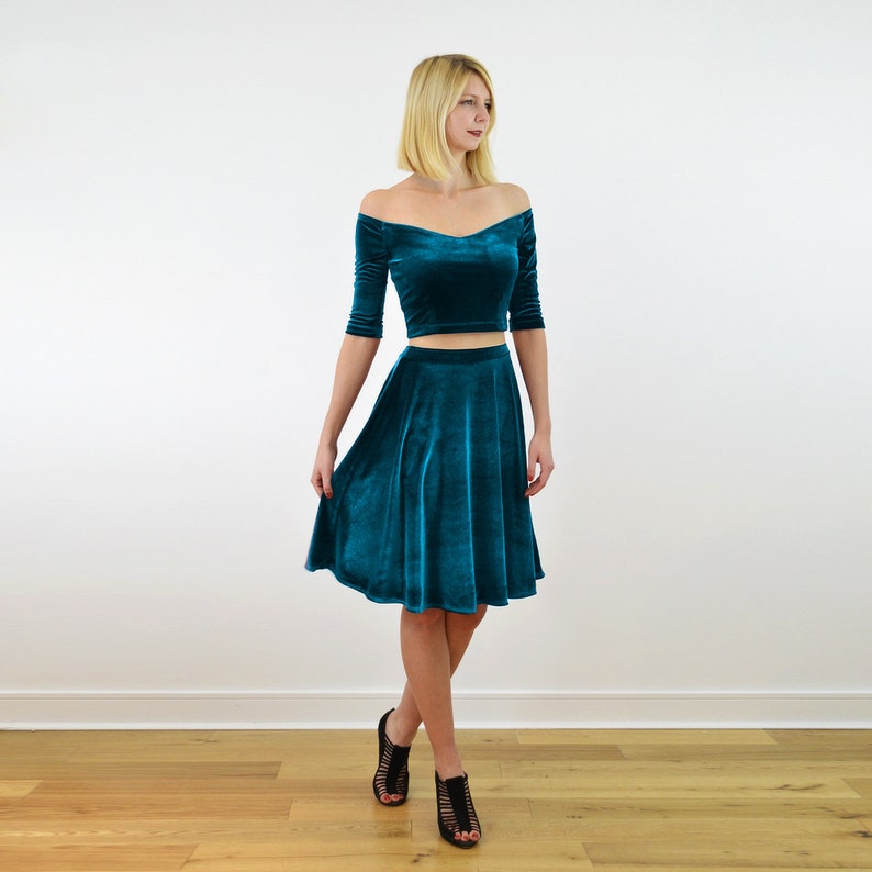Christmas Party Dress in Teal Blue COCO 2-Piece Velvet Dress Outfit Off Shoulder Crop Top with Velour Skater Skirt