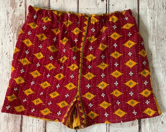 Short vintage Kantha Boho Hippie avec poches latérales moyennes à grandes