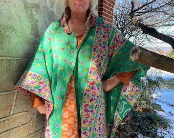 Vintage Kantha Hooded Short Kimono Muumuu Poncho Bohemian Reversable One of a Kind One Size Fits All