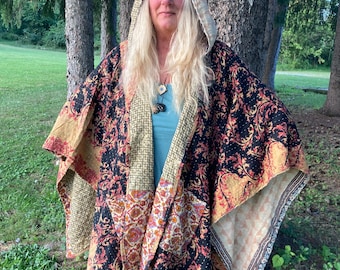 Vintage Kantha Hooded Short Kimono Muumuu Poncho Bohemian Reversable One of a Kind One Size Fits All