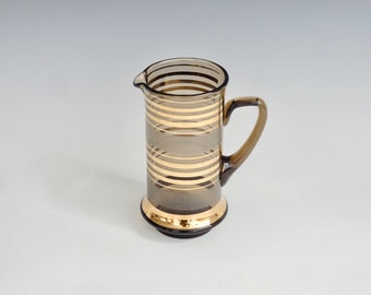 Mid-Century Modern Gold Streifen Glas Cocktail Krug mit poliertem Boden