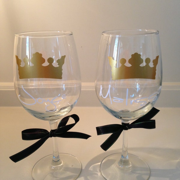 Crown & Name Wine Glass, Set of 2, Personalized
