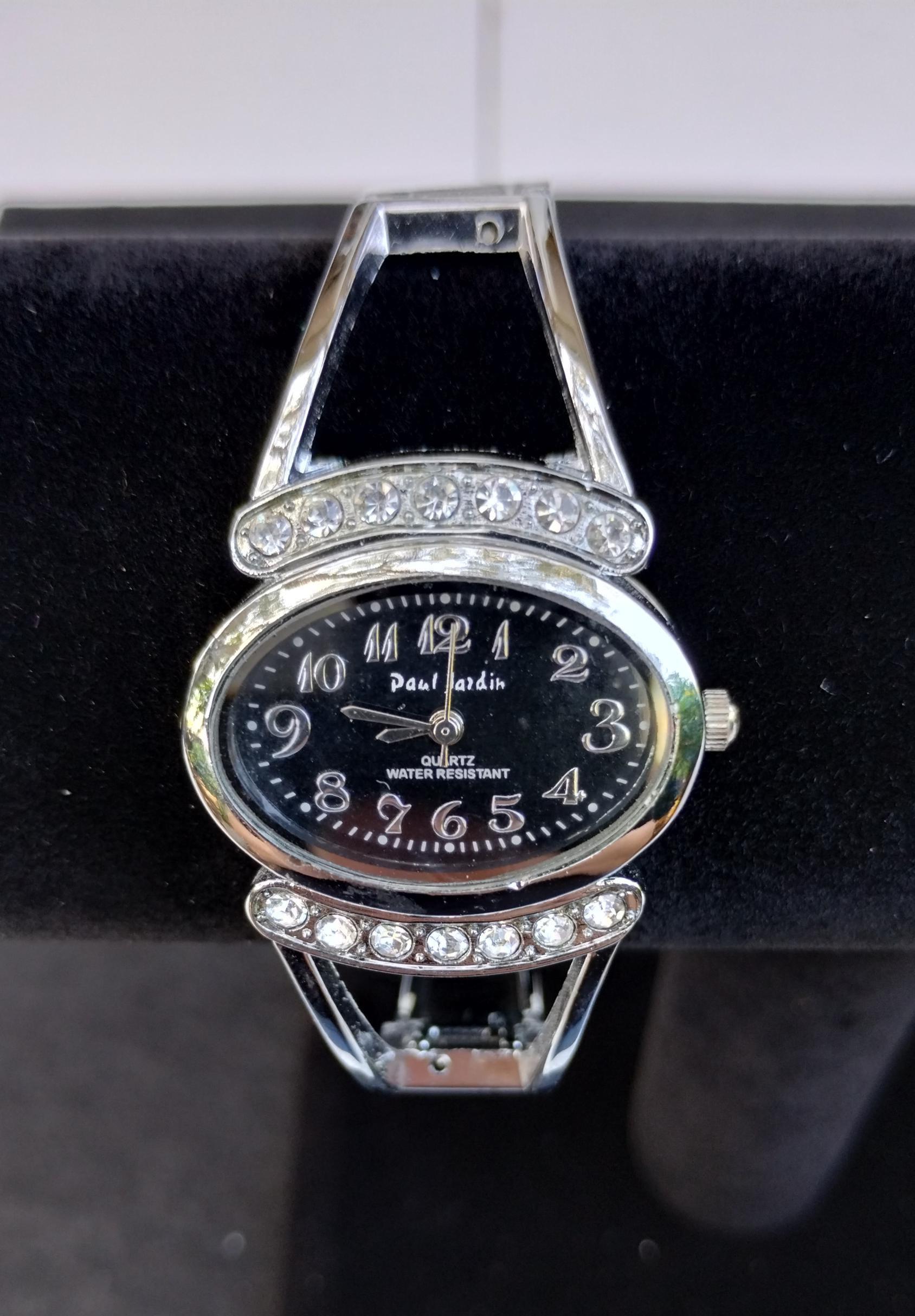 175 新品 CITIZEN 置時計 幸福時間 回転飾り インテリア小物 175 新品 CITIZEN 置時計 幸福時間 回転飾り