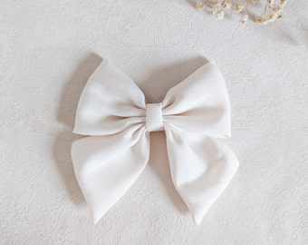 Pearl White Satin Hair Bow Clip, Soft Hair Bows, Girls Hair Bows, Flower Girl Hair Bow, Women's Hair Bow, Bridal Hair Bow, Luxury Hair Bows