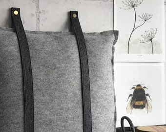 Oreiller à boucles | Supports muraux en feutre faits main pour oreillers en gris foncé