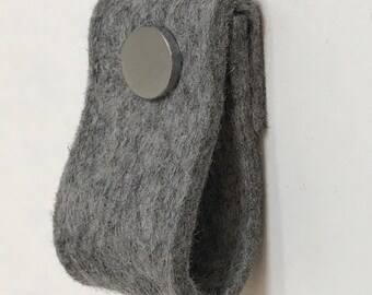 Loop deurlus | handgemaakte vilten deurknop in grijs