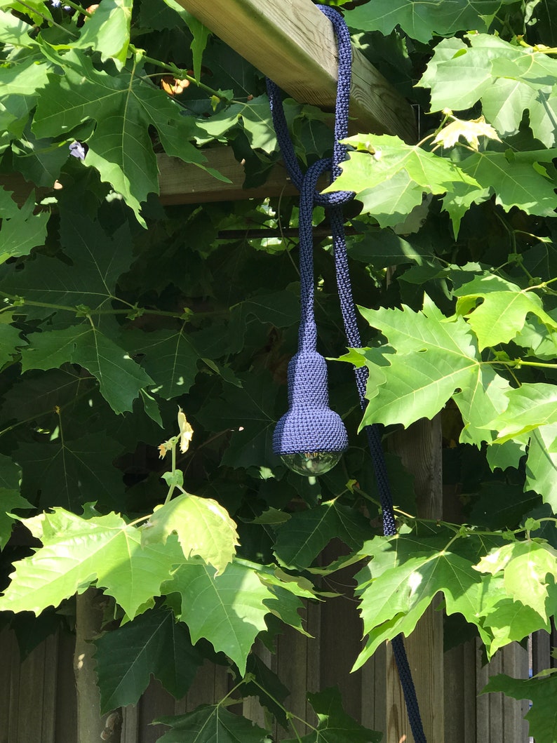 Lampe garden crocheted handmade gardenlamp in navy blue image 3