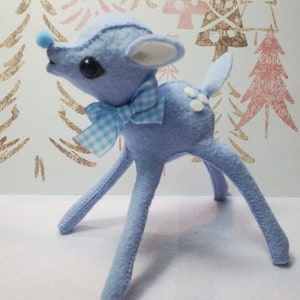 Retro Kitsch Vintage style Winter's Willow doe Deer Fawn Reindeer 1 Art Doll only 6in/15cm Posable legs soft merino-wool Periwinkle Blue doe only