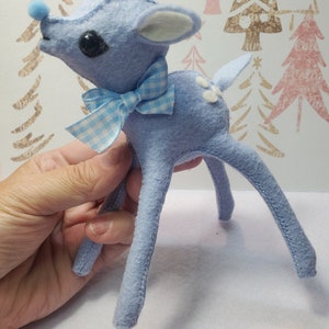 Retro Kitsch Vintage style Winter's Willow doe Deer Fawn Reindeer 1 Art Doll only 6in/15cm Posable legs soft merino-wool Periwinkle Blue image 4
