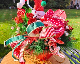 Sleigh Christmas decoration Santa red gold sleigh decor