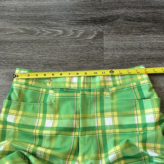 70s Green Size 31 Plaid Vintage Pants - image 4