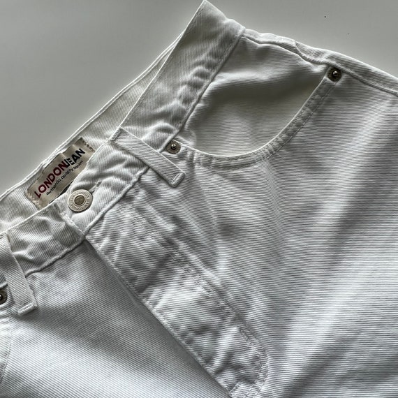 London Jean Vintage Y2K Chino Bermuda Short Size 2