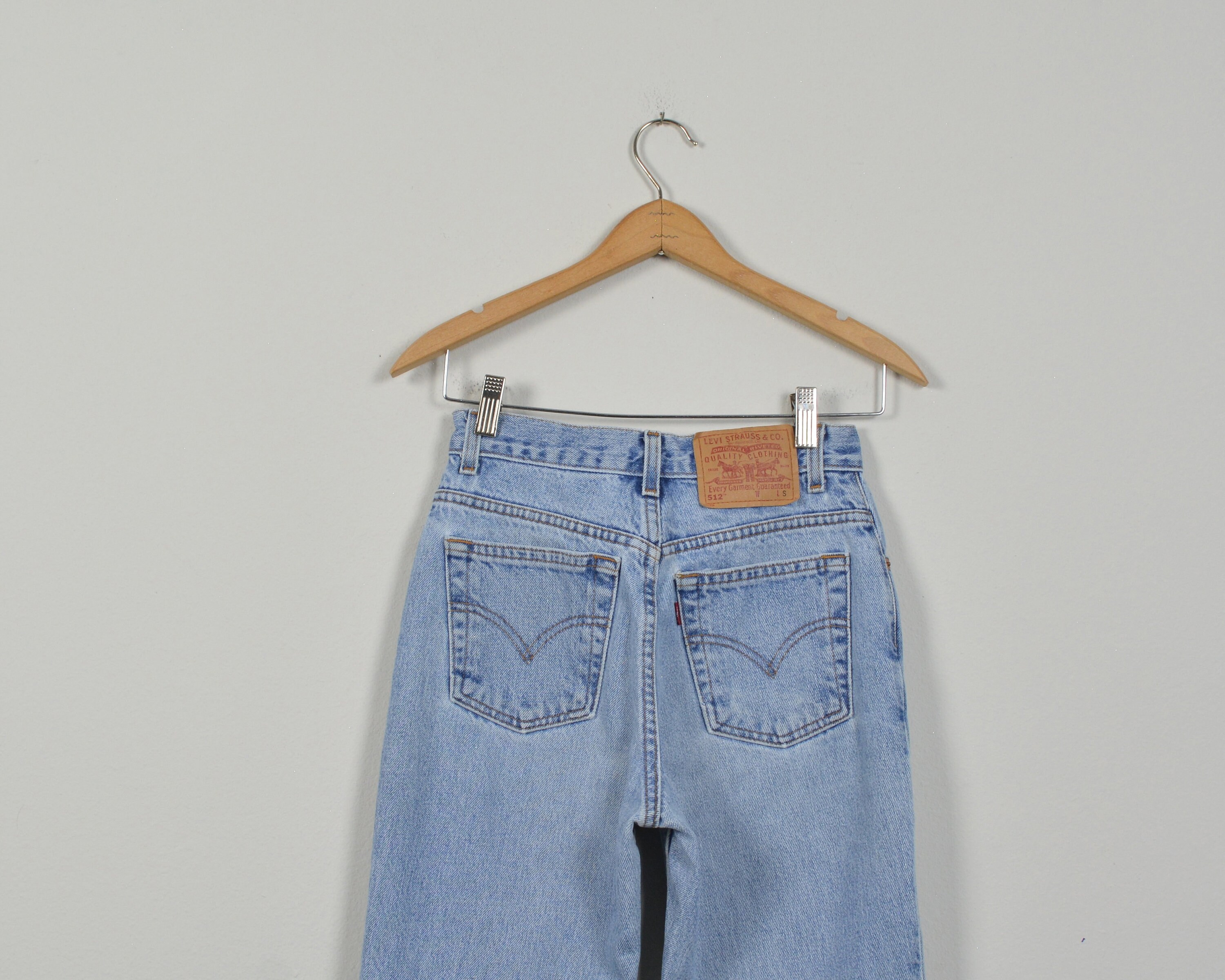 Levis 25 size hotsell