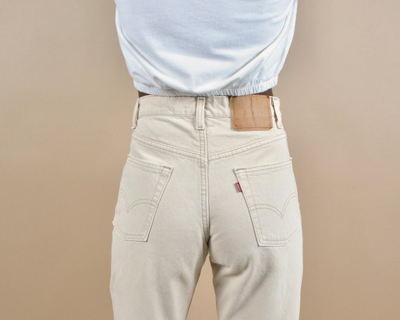 Levi's 550 Size 29 Beige Vintage Denim Relaxed Jea