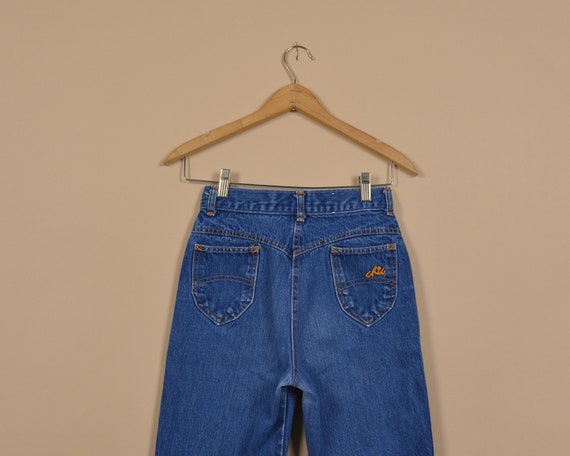 Chic Size 24 Dark Wash Vintage Denim Jeans - image 1